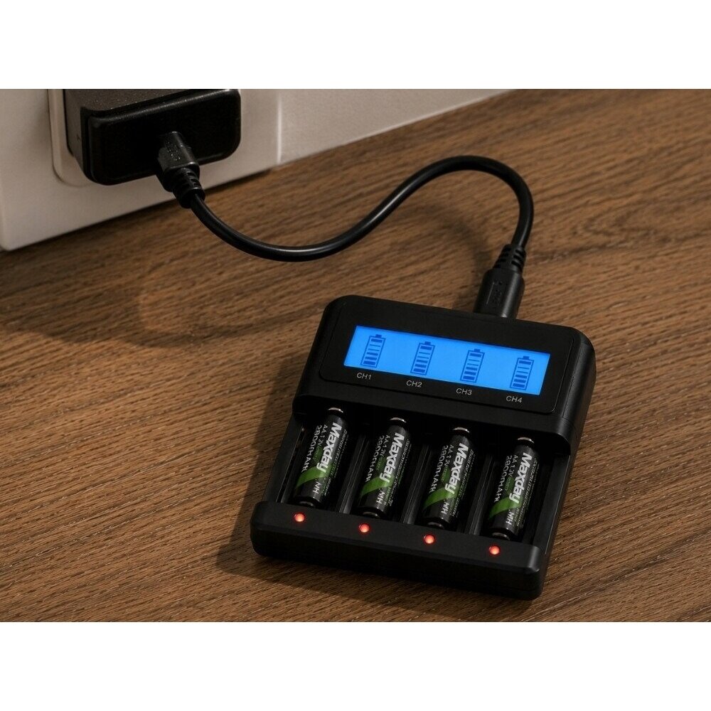 AAA rechargeable batteries R3 1.2V 2800mAh 4 pcs Ni-MH 1