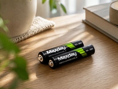 AAA įkraunamos baterijos R3 1,2V 2800mAh 4 vnt. Ni-MH 2 AAA įkraunamos baterijos R3 1,2V 2800mAh 4 vnt. Ni-MH 2